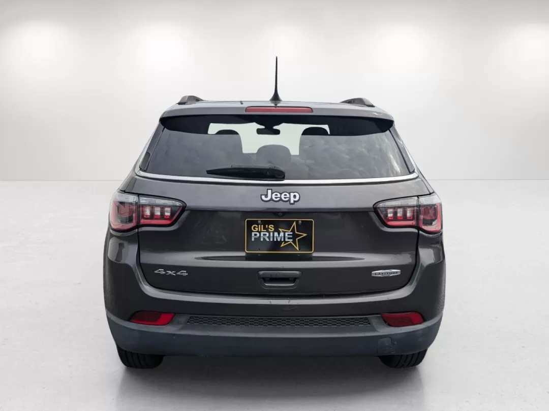 2017 /Black Jeep Compass Latitude (3C4NJDBBXHT) with an Other engine, located at 1430 Gateway Drive, Opelika, AL, 36801, (334) 239-0944, 32.637871, -85.409790 - Discover the perfect blend of style, versatility, and capability with this stunning 2017 Jeep Compass Latitude, available now at Gils Auto in Opelika, AL. This SUV is not just a vehicle; it's a lifestyle choice that's ideal for weekend adventures, family outings, or daily commutes. Whether you're na - Photo#6