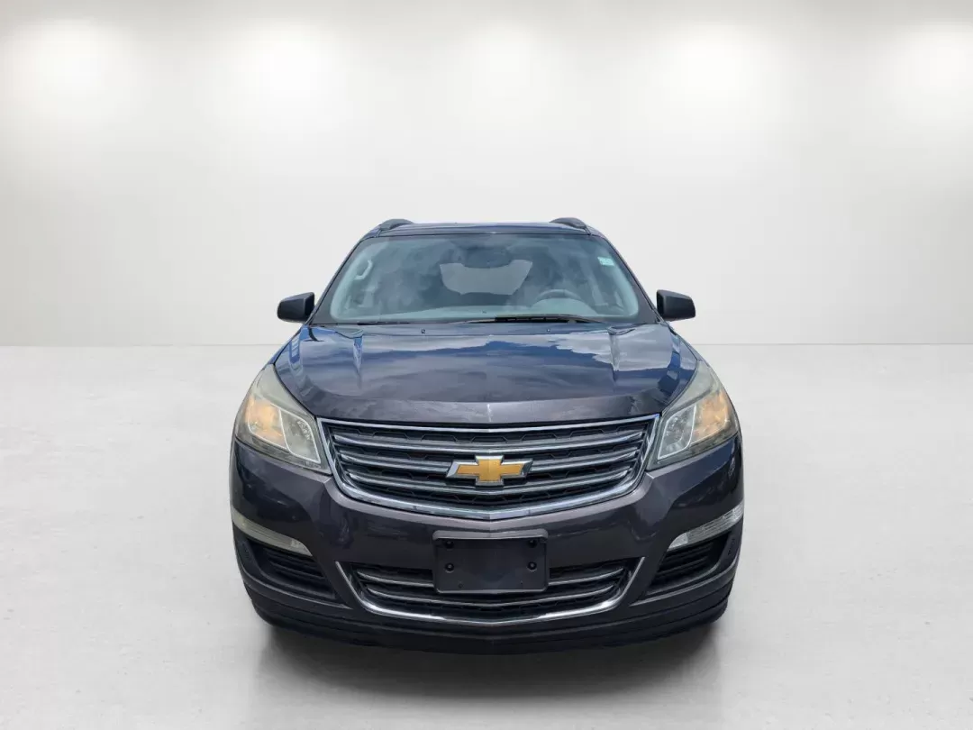 2015 /Dark Titanium/Light Titanium Chevrolet Traverse LS (1GNKRFKD6FJ) with an Other engine, located at 521 Old Farm Lane Rd, Prattville, AL, 36066, (334) 325-1505, 32.482460, -86.416367 - **Discover Your Next Adventure with the 2015 Chevrolet Traverse LS at Gils Auto Prattville!** <br /> <br /> Are you ready to take your family outings or weekend adventures to the next level? Look no further! This **2015 Chevrolet Traverse LS** is the perfect SUV for growing families and active indi - Photo#1