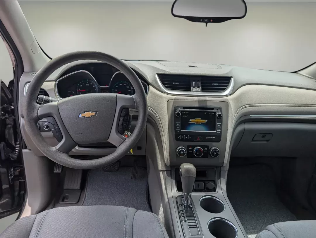 2015 /Dark Titanium/Light Titanium Chevrolet Traverse LS (1GNKRFKD6FJ) with an Other engine, located at 521 Old Farm Lane Rd, Prattville, AL, 36066, (334) 325-1505, 32.482460, -86.416367 - **Discover Your Next Adventure with the 2015 Chevrolet Traverse LS at Gils Auto Prattville!** <br /> <br /> Are you ready to take your family outings or weekend adventures to the next level? Look no further! This **2015 Chevrolet Traverse LS** is the perfect SUV for growing families and active indi - Photo#12