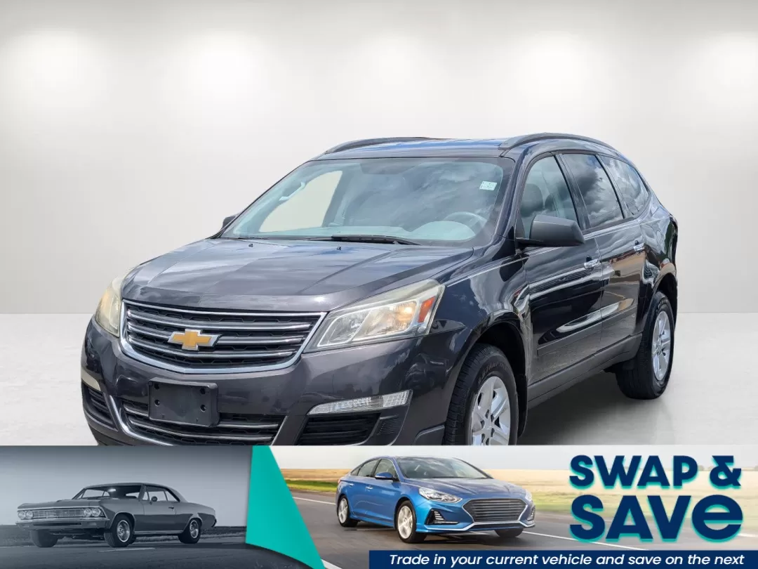 2015 /Dark Titanium/Light Titanium Chevrolet Traverse LS (1GNKRFKD6FJ) with an Other engine, located at 521 Old Farm Lane Rd, Prattville, AL, 36066, (334) 325-1505, 32.482460, -86.416367 - Experience the ultimate family road trips or weekend adventures with the 2015 Chevrolet Traverse LS, now available at Gils Auto in Prattville, AL. This spacious SUV is designed to accommodate your growing family, providing comfort and convenience without breaking the bank. With an impressive eight-p - Photo#0