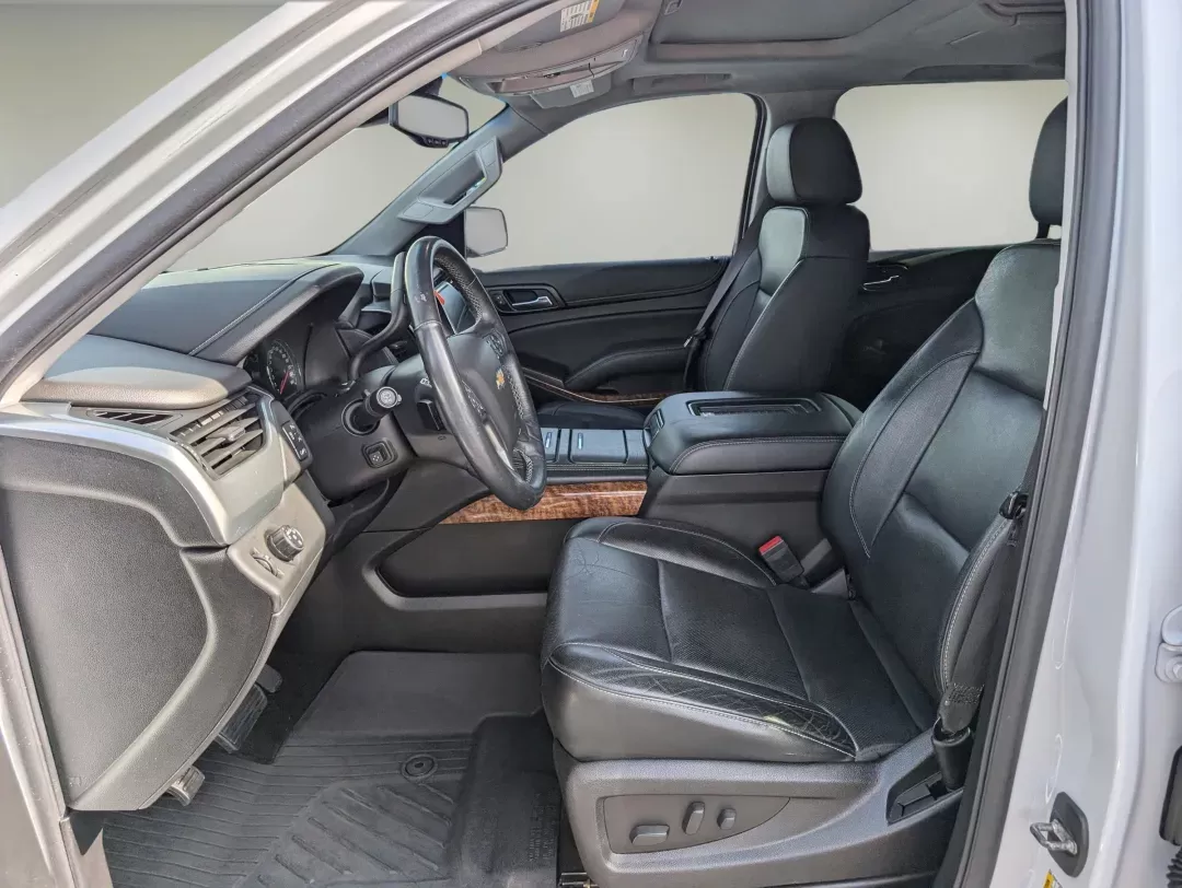 2017 /Jet Black Chevrolet Suburban Premier (1GNSCJKC5HR) with an Other engine, located at 521 Old Farm Lane Rd, Prattville, AL, 36066, (334) 325-1505, 32.482460, -86.416367 - **Experience the Freedom of Adventure with the 2017 Chevrolet Suburban Premier at Gils Auto in Prattville, AL!**<br /> <br /> Are you ready to elevate your family trips, weekend getaways, or daily commutes? The 2017 Chevrolet Suburban Premier is your ultimate partner for adventure and comfort, combi - Photo#9