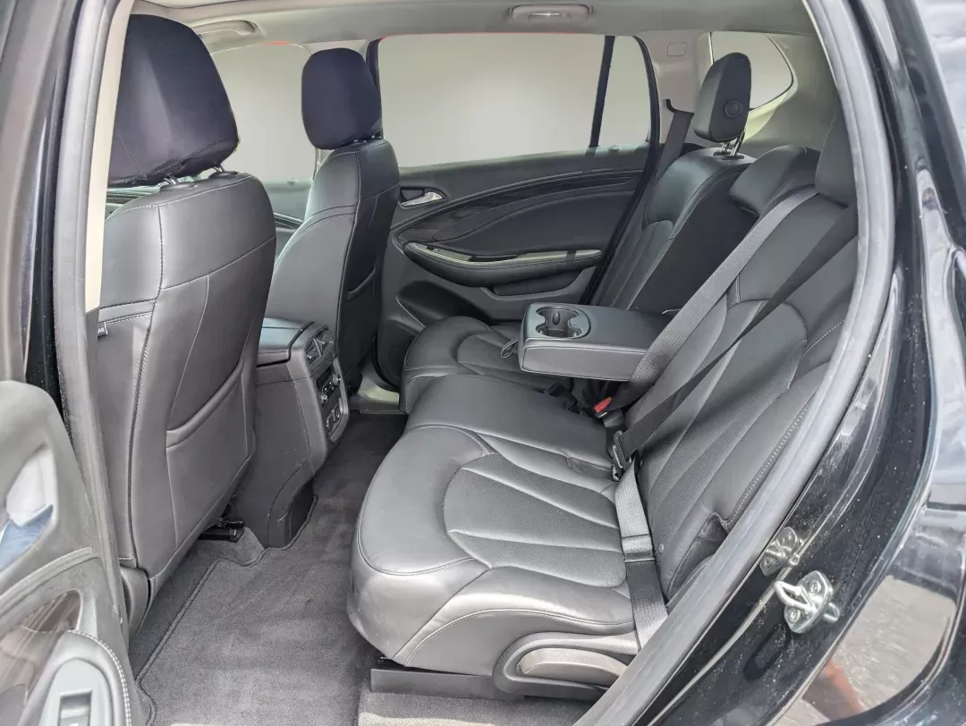2019 /Ebony Buick Envision Essence (LRBFX2SA6KD) with an Other engine, located at 521 Old Farm Lane Rd, Prattville, AL, 36066, (334) 325-1505, 32.482460, -86.416367 - Discover the ideal blend of luxury and practicality with this stunning 2019 Buick Envision Essence, available now at Gils Auto in Prattville, AL. This SUV isn't just a vehicle; it's a lifestyle upgrade perfect for families, commuters, and adventurers alike. With its spacious interior and advanced sa - Photo#10