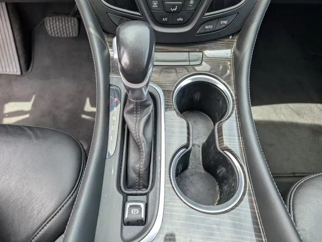 2019 /Ebony Buick Envision Essence (LRBFX2SA6KD) with an Other engine, located at 521 Old Farm Lane Rd, Prattville, AL, 36066, (334) 325-1505, 32.482460, -86.416367 - Discover the ideal blend of luxury and practicality with this stunning 2019 Buick Envision Essence, available now at Gils Auto in Prattville, AL. This SUV isn't just a vehicle; it's a lifestyle upgrade perfect for families, commuters, and adventurers alike. With its spacious interior and advanced sa - Photo#12