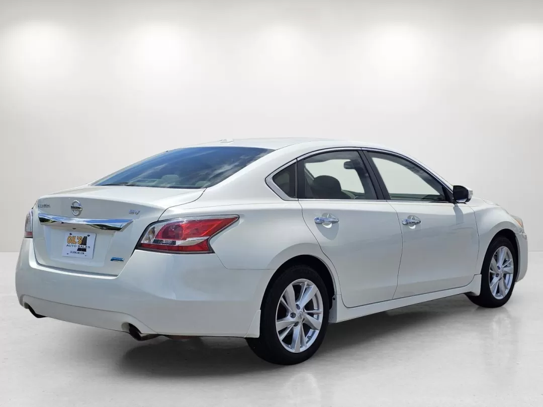 2014 /Beige Nissan Altima 2.5 SV (1N4AL3AP5EC) with an Other engine, located at 521 Old Farm Lane Rd, Prattville, AL, 36066, (334) 325-1505, 32.482460, -86.416367 - **Drive Your Future with Confidence: 2014 Nissan Altima 2.5 SV at Gils Auto - Prattville!**<br /> <br /> Are you in the market for a reliable sedan that effortlessly combines comfort, style, and performance? Look no further! This 2014 Nissan Altima 2.5 SV is not just a vehicle; it's the perfect comp - Photo#5