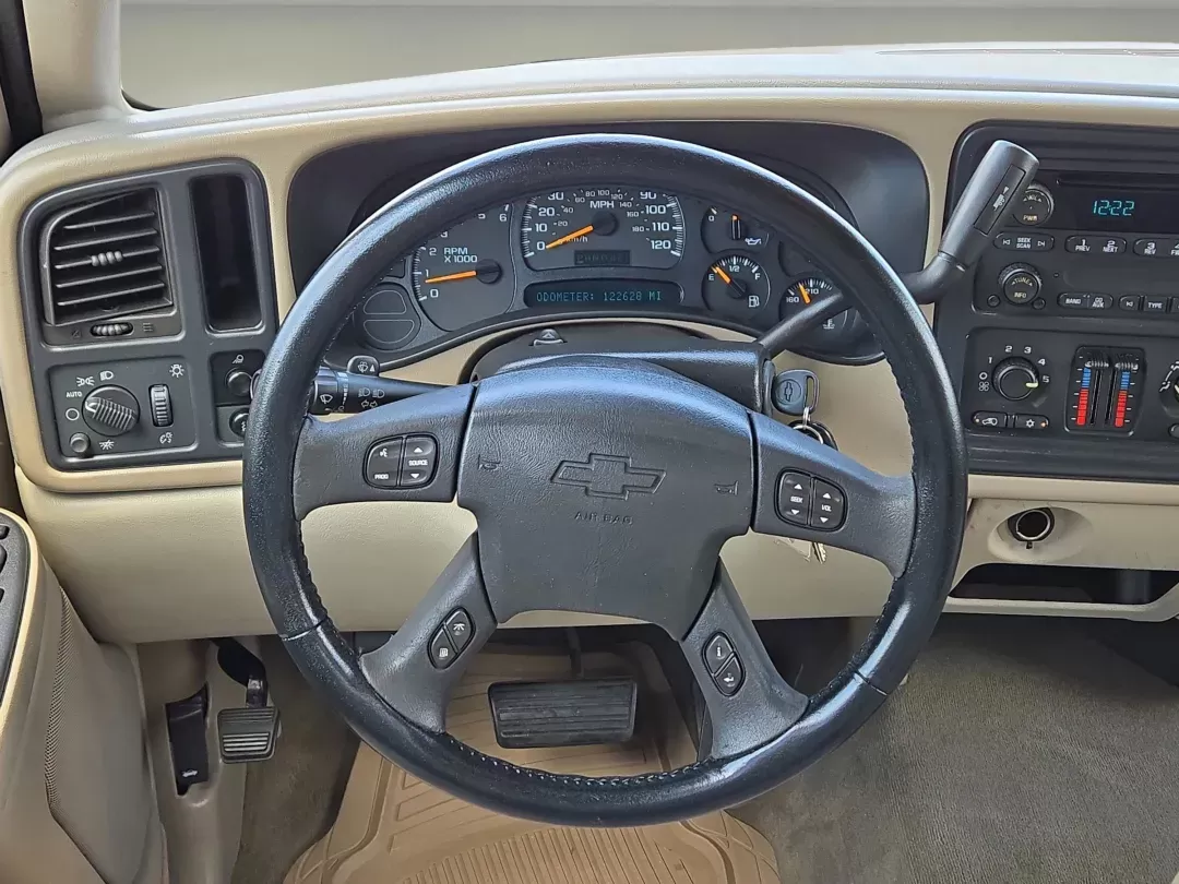2005 /Tan/Neutral Chevrolet Avalanche LS (3GNEC12Z95G) with an Other engine, located at 521 Old Farm Lane Rd, Prattville, AL, 36066, (334) 325-1505, 32.482460, -86.416367 - **Unleash Your Adventurous Spirit with the 2005 Chevrolet Avalanche LS Perfect for Family Road Trips and Weekend Getaways!**<br /> <br /> Are you ready to elevate your family adventures or weekend getaways? The 2005 Chevrolet Avalanche LS is your ticket to freedom, providing the perfect blend of ut - Photo#15