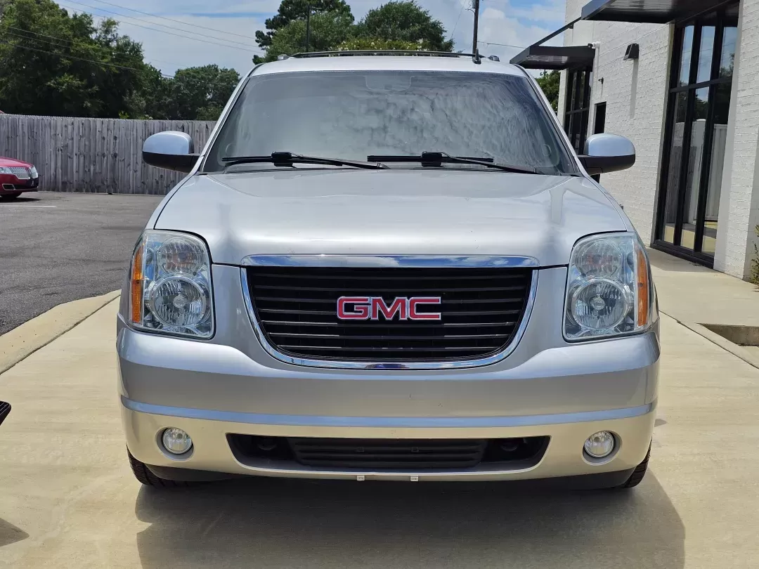 2014 /Light Tan GMC Yukon XL SLT (1GKS1KE00ER) with an Other engine, located at 521 Old Farm Lane Rd, Prattville, AL, 36066, (334) 325-1505, 32.482460, -86.416367 - **Adventure Awaits: Drive Your Family in Comfort with this 2014 GMC Yukon XL SLT!**<br /> <br /> If you're looking for an SUV that combines spaciousness with luxury and rugged capability, look no further than this stunning 2014 GMC Yukon XL SLT. Perfect for growing families, weekend adventures, or t - Photo#1