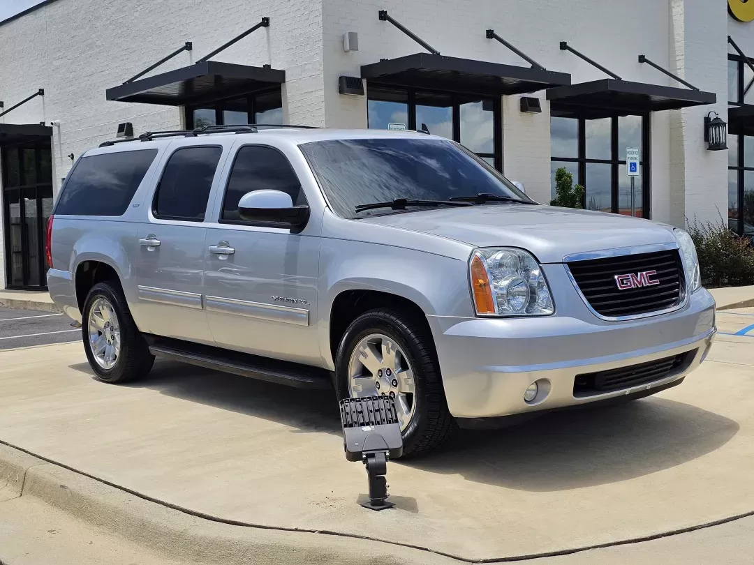 2014 /Light Tan GMC Yukon XL SLT (1GKS1KE00ER) with an Other engine, located at 521 Old Farm Lane Rd, Prattville, AL, 36066, (334) 325-1505, 32.482460, -86.416367 - **Adventure Awaits: Drive Your Family in Comfort with this 2014 GMC Yukon XL SLT!**<br /> <br /> If you're looking for an SUV that combines spaciousness with luxury and rugged capability, look no further than this stunning 2014 GMC Yukon XL SLT. Perfect for growing families, weekend adventures, or t - Photo#2