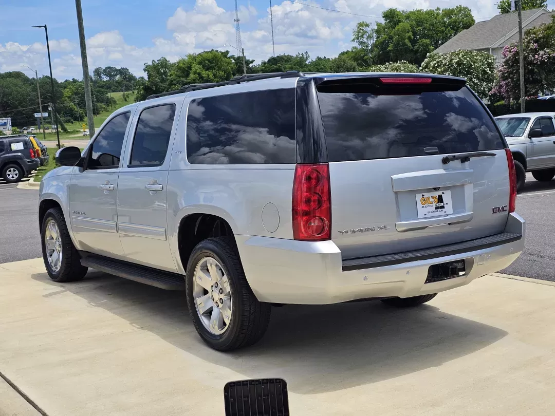2014 /Light Tan GMC Yukon XL SLT (1GKS1KE00ER) with an Other engine, located at 521 Old Farm Lane Rd, Prattville, AL, 36066, (334) 325-1505, 32.482460, -86.416367 - **Adventure Awaits: Drive Your Family in Comfort with this 2014 GMC Yukon XL SLT!**<br /> <br /> If you're looking for an SUV that combines spaciousness with luxury and rugged capability, look no further than this stunning 2014 GMC Yukon XL SLT. Perfect for growing families, weekend adventures, or t - Photo#6