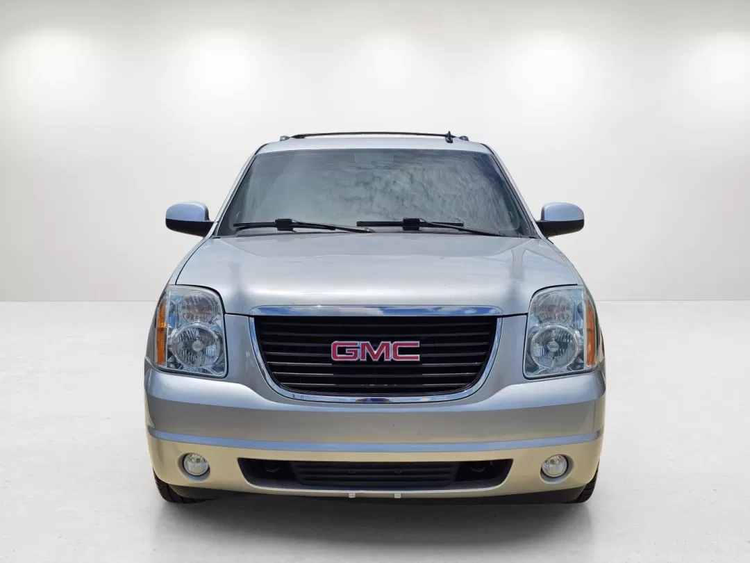 2014 /Light Tan GMC Yukon XL SLT (1GKS1KE00ER) with an Other engine, located at 521 Old Farm Lane Rd, Prattville, AL, 36066, (334) 325-1505, 32.482460, -86.416367 - **Adventure Awaits: Drive Your Family in Comfort with this 2014 GMC Yukon XL SLT!**<br /> <br /> If you're looking for an SUV that combines spaciousness with luxury and rugged capability, look no further than this stunning 2014 GMC Yukon XL SLT. Perfect for growing families, weekend adventures, or t - Photo#2