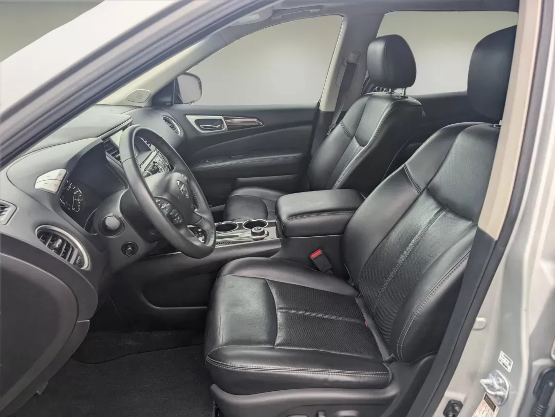 2015 /Charcoal Nissan Pathfinder Platinum (5N1AR2MM3FC) with an Other engine, located at 521 Old Farm Lane Rd, Prattville, AL, 36066, (334) 325-1505, 32.482460, -86.416367 - Are you ready to elevate your family adventures and weekend getaways? Look no further than this stunning 2015 Nissan Pathfinder Platinum, available now at Gils Auto in Prattville, AL. This versatile SUV is designed for both everyday commutes and exciting road trips, offering ample space, comfort, an - Photo#9