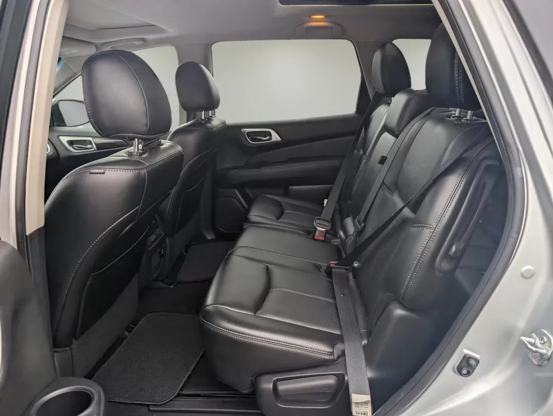 2015 /Charcoal Nissan Pathfinder Platinum (5N1AR2MM3FC) with an Other engine, located at 521 Old Farm Lane Rd, Prattville, AL, 36066, (334) 325-1505, 32.482460, -86.416367 - Are you ready to elevate your family adventures and weekend getaways? Look no further than this stunning 2015 Nissan Pathfinder Platinum, available now at Gils Auto in Prattville, AL. This versatile SUV is designed for both everyday commutes and exciting road trips, offering ample space, comfort, an - Photo#10