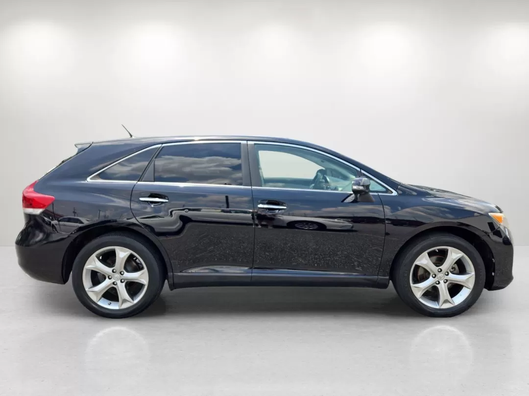 2013 Toyota Venza XLE (4T3BK3BB6DU) with an Other engine, located at 3959 U.S. 80 W, Phenix City, AL, 36870, (334) 297-4885, 32.469296, -85.135185 - **Elevate Your Adventures with the 2013 Toyota Venza XLE - A Perfect Match for Your Active Lifestyle!**<br /> <br /> Are you ready to take on your next adventure, whether it's a family road trip or a weekend getaway? Look no further than this stunning 2013 Toyota Venza XLE! With its versatile all-wh - Photo#3