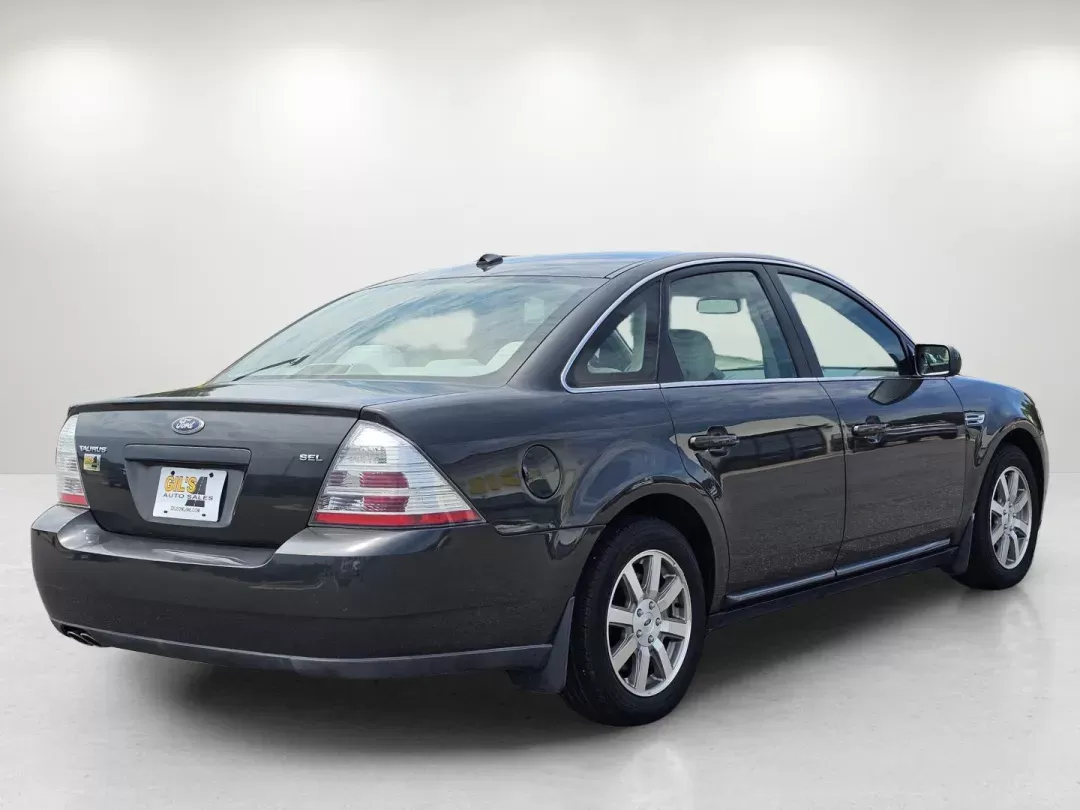 2008 /Medium Light Stone Ford Taurus SEL (1FAHP24W48G) with an Other engine, located at 521 Old Farm Lane Rd, Prattville, AL, 36066, (334) 325-1505, 32.482460, -86.416367 - **Discover Your Ideal Family Sedan: 2008 Ford Taurus SEL at Gils Auto - Prattville**<br /> <br /> Are you looking for the perfect vehicle to accommodate your growing family or support your daily commute? The 2008 Ford Taurus SEL is your answer! This stylish and spacious sedan combines comfort, relia - Photo#4