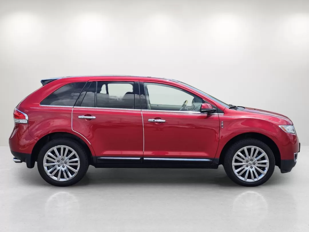 2012 Lincoln MKX (2LMDJ6JK0CB) with an Other engine, located at 521 Old Farm Lane Rd, Prattville, AL, 36066, (334) 325-1505, 32.482460, -86.416367 - ### Elevate Your Lifestyle with the 2012 Lincoln MKX at Gils Auto - Prattville<br /> <br /> Are you ready to transform your daily commute or weekend getaway into a luxury experience? The 2012 Lincoln MKX is not just a car; it's a lifestyle choice for those who prioritize comfort, style, and advanced - Photo#4