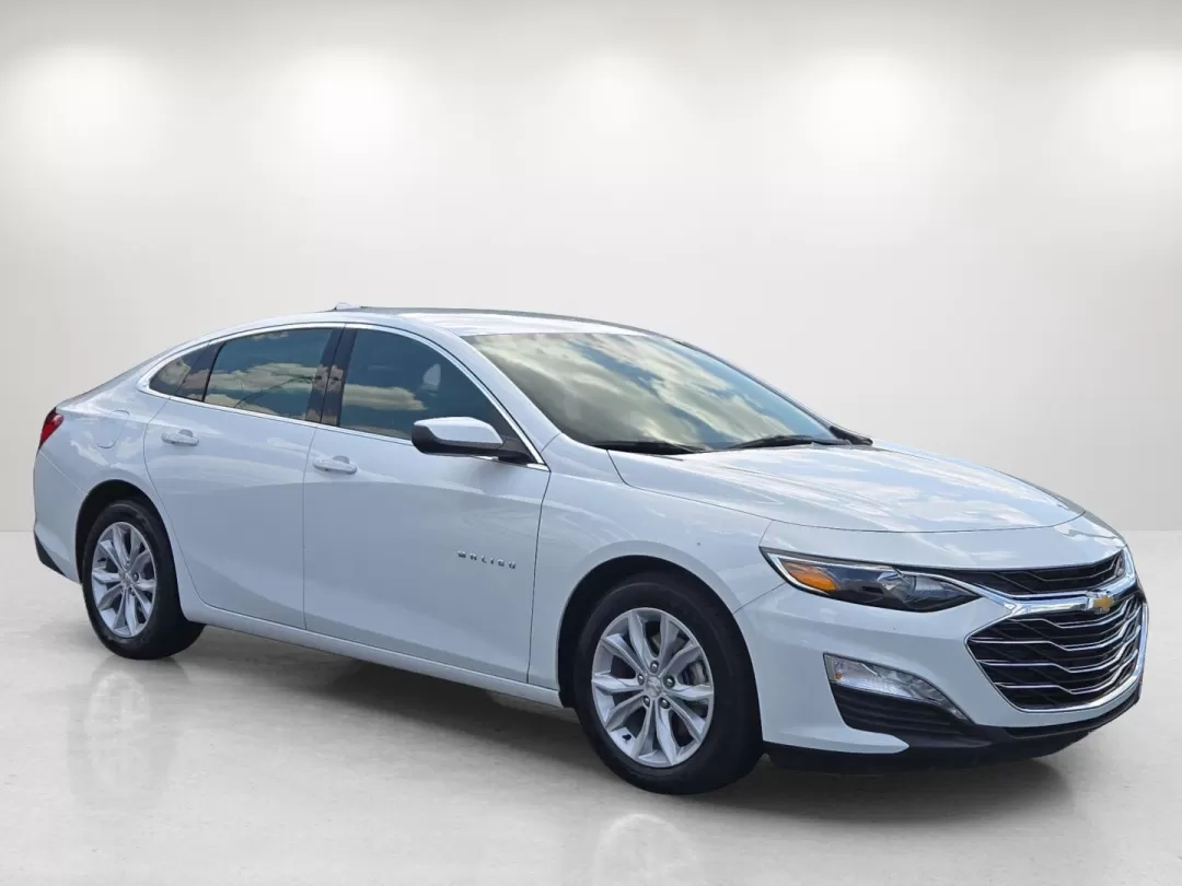 2023 /Jet Black Chevrolet Malibu LT (1G1ZD5ST4PF) with an Other engine, located at 3959 U.S. 80 W, Phenix City, AL, 36870, (334) 297-4885, 32.469296, -85.135185 - Experience the thrill of the open road with the 2023 Chevrolet Malibu LT, the perfect sedan for families and commuters alike! At Gils Auto in Prattville, AL, we understand that finding the right vehicle can be a daunting task, especially for those with bad credit or no credit history. That's why we - Photo#2