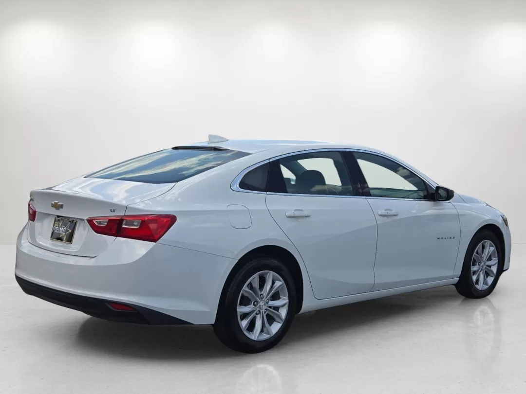 2023 /Jet Black Chevrolet Malibu LT (1G1ZD5ST4PF) with an Other engine, located at 3959 U.S. 80 W, Phenix City, AL, 36870, (334) 297-4885, 32.469296, -85.135185 - Experience the thrill of the open road with the 2023 Chevrolet Malibu LT, the perfect sedan for families and commuters alike! At Gils Auto in Prattville, AL, we understand that finding the right vehicle can be a daunting task, especially for those with bad credit or no credit history. That's why we - Photo#4