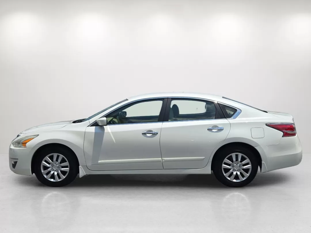 2015 /Beige Nissan Altima 2.5 S (1N4AL3AP7FC) with an Other engine, located at 3959 U.S. 80 W, Phenix City, AL, 36870, (334) 297-4885, 32.469296, -85.135185 - **Discover Your Next Adventure with This 2015 Nissan Altima at Gils Auto - Prattville!**<br /> <br /> Looking for the perfect vehicle to elevate your daily commutes, weekend getaways, or family trips? Look no further than this stunning 2015 Nissan Altima, available now at Gils Auto, your trusted Buy - Photo#7