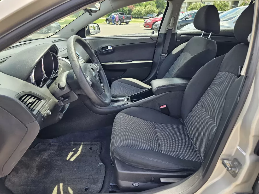 2012 /Ebony Chevrolet Malibu LT w/1LT (1G1ZC5E02CF) with an Other engine, located at 521 Old Farm Lane Rd, Prattville, AL, 36066, (334) 325-1505, 32.482460, -86.416367 - Experience the perfect blend of comfort, style, and reliability with the 2012 Chevrolet Malibu LT, available now at Gils Auto in Prattville, AL! Whether you're a daily commuter navigating the busy streets of downtown or a family looking for a dependable sedan for weekend adventures, this vehicle is - Photo#9