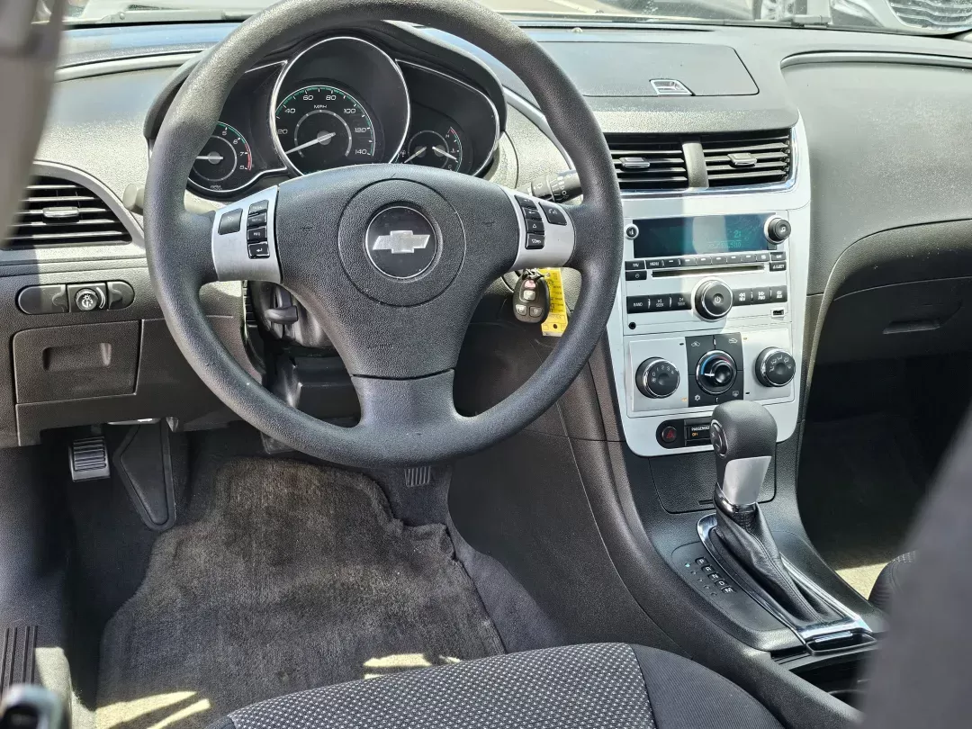 2012 /Ebony Chevrolet Malibu LT w/1LT (1G1ZC5E02CF) with an Other engine, located at 521 Old Farm Lane Rd, Prattville, AL, 36066, (334) 325-1505, 32.482460, -86.416367 - Experience the perfect blend of comfort, style, and reliability with the 2012 Chevrolet Malibu LT, available now at Gils Auto in Prattville, AL! Whether you're a daily commuter navigating the busy streets of downtown or a family looking for a dependable sedan for weekend adventures, this vehicle is - Photo#16
