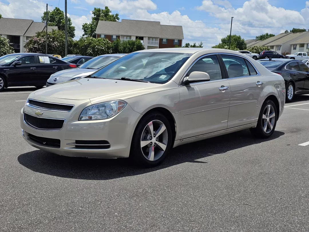 2012 /Ebony Chevrolet Malibu LT w/1LT (1G1ZC5E02CF) with an Other engine, located at 521 Old Farm Lane Rd, Prattville, AL, 36066, (334) 325-1505, 32.482460, -86.416367 - Experience the perfect blend of comfort, style, and reliability with the 2012 Chevrolet Malibu LT, available now at Gils Auto in Prattville, AL! Whether you're a daily commuter navigating the busy streets of downtown or a family looking for a dependable sedan for weekend adventures, this vehicle is - Photo#30