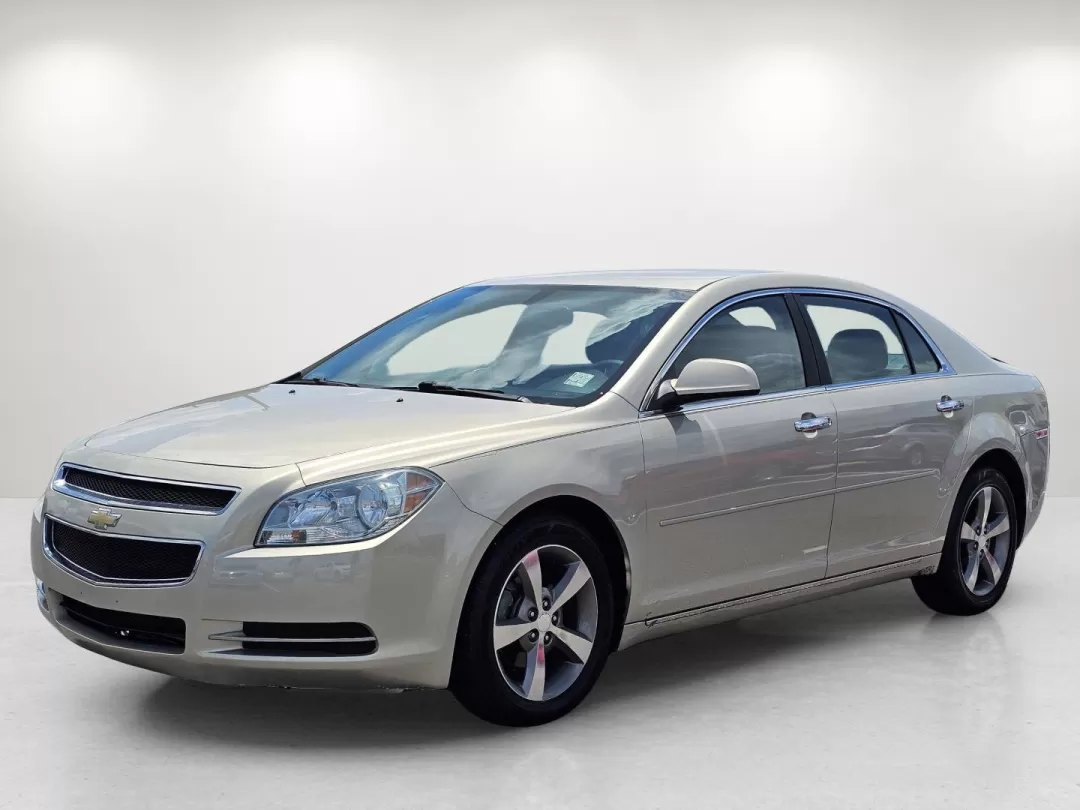 2012 /Ebony Chevrolet Malibu LT w/1LT (1G1ZC5E02CF) with an Other engine, located at 521 Old Farm Lane Rd, Prattville, AL, 36066, (334) 325-1505, 32.482460, -86.416367 - Experience the perfect blend of comfort, style, and reliability with the 2012 Chevrolet Malibu LT, available now at Gils Auto in Prattville, AL! Whether you're a daily commuter navigating the busy streets of downtown or a family looking for a dependable sedan for weekend adventures, this vehicle is - Photo#1