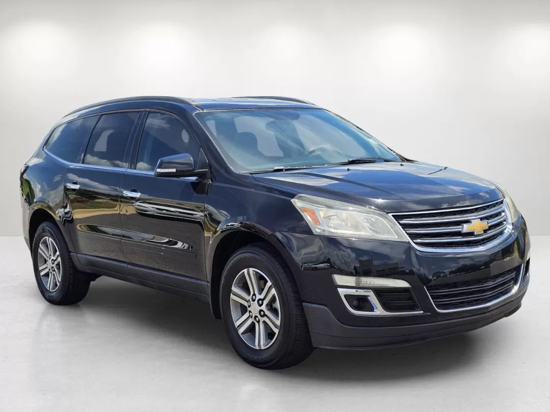 2016 /Ebony Chevrolet Traverse LT (1GNKRGKD9GJ) with an Other engine, located at 521 Old Farm Lane Rd, Prattville, AL, 36066, (334) 325-1505, 32.482460, -86.416367 - **Discover Your Next Adventure with the 2016 Chevrolet Traverse LT at Gils Auto in Prattville, AL!**<br /> <br /> Looking for a vehicle that can seamlessly adapt to your lifestyle? Whether you're a growing family in need of spacious seating, a commuter seeking comfort on long drives, or someone who - Photo#3