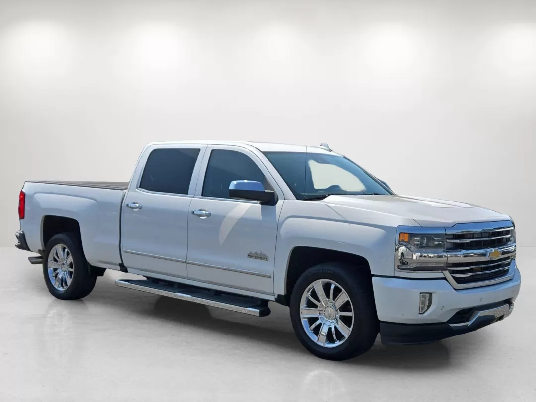 2016 /Saddle Chevrolet Silverado 1500 High Country (3GCPCTEC1GG) with an Other engine, located at 3959 U.S. 80 W, Phenix City, AL, 36870, (334) 297-4885, 32.469296, -85.135185 - **Discover Adventure with This 2016 Chevrolet Silverado 1500 High Country at Gils Auto!**<br /> <br /> Are you ready to elevate your driving experience and embark on unforgettable adventures? Look no further than this 2016 Chevrolet Silverado 1500 High Country, a versatile pickup truck that perfectl - Photo#2