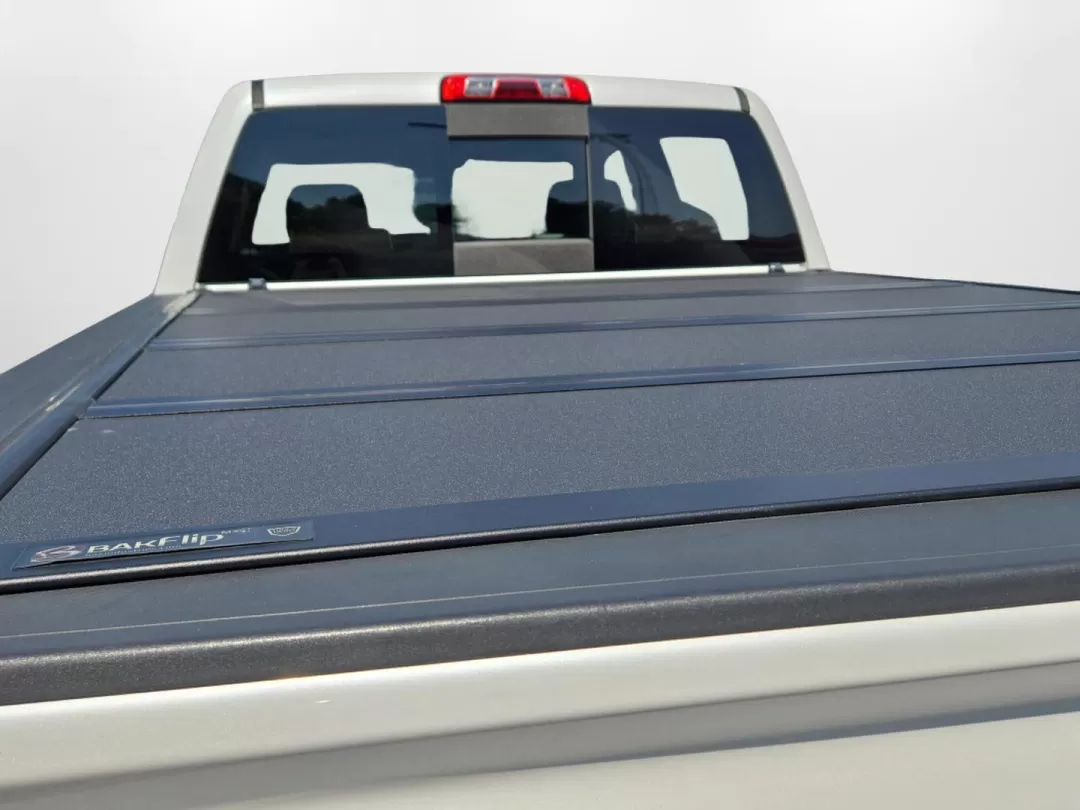 2016 /Saddle Chevrolet Silverado 1500 High Country (3GCPCTEC1GG) with an Other engine, located at 3959 U.S. 80 W, Phenix City, AL, 36870, (334) 297-4885, 32.469296, -85.135185 - **Discover Adventure with This 2016 Chevrolet Silverado 1500 High Country at Gils Auto!**<br /> <br /> Are you ready to elevate your driving experience and embark on unforgettable adventures? Look no further than this 2016 Chevrolet Silverado 1500 High Country, a versatile pickup truck that perfectl - Photo#6