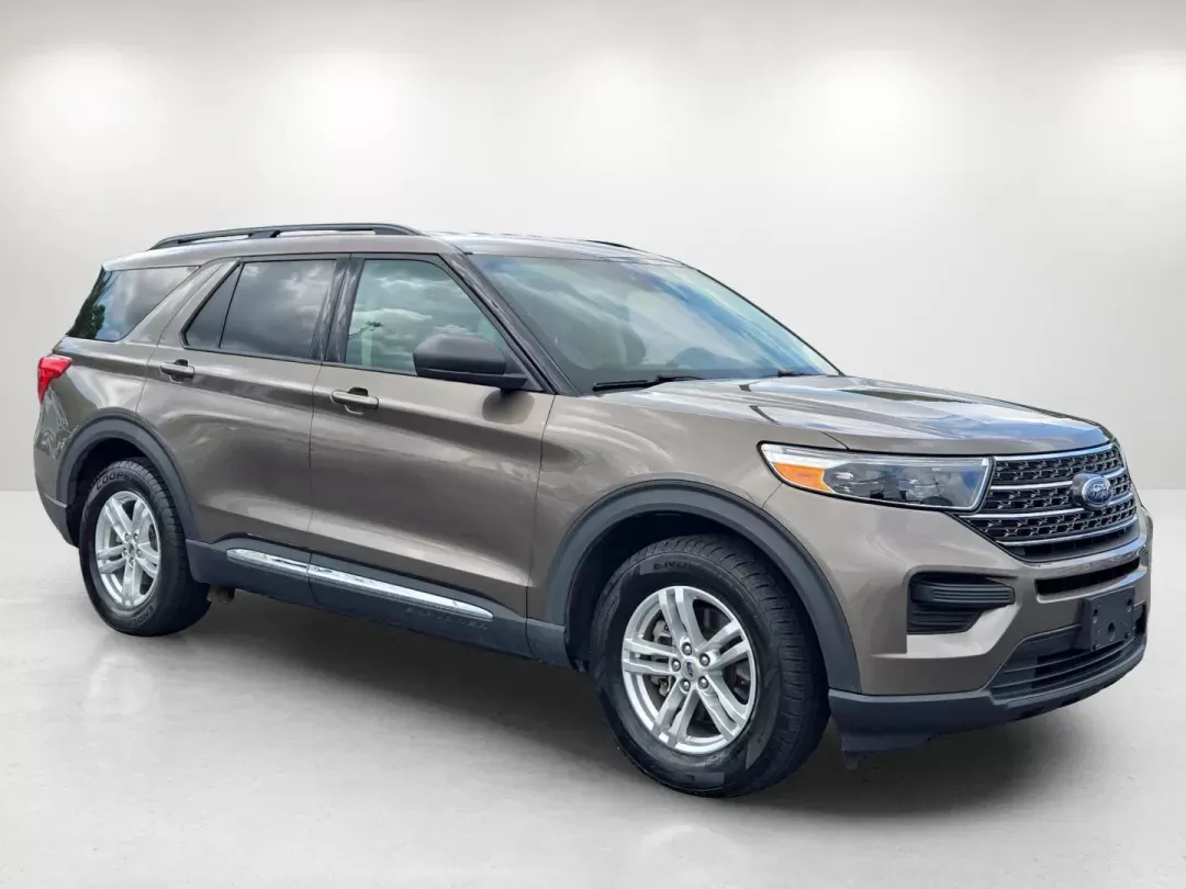 2021 Ford Explorer XLT (1FMSK7DH2MG) with an Other engine, located at 7000 Northlake Connector, Columbus, GA, 31904, (706) 987-8085, 32.524975, -84.978134 - **Adventure Awaits with this 2021 Ford Explorer XLT Perfect for Family Road Trips!**<br /> <br /> Are you ready to embrace the open road and create unforgettable family memories? Look no further than this stunning 2021 Ford Explorer XLT, available now at Gils Auto - Columbus #2. Located at 7000 Nor - Photo#2