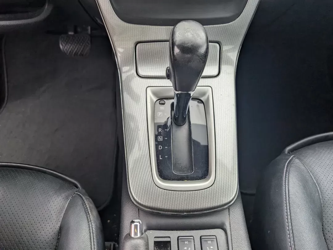 2015 /Charcoal Nissan Sentra SR (3N1AB7AP5FY) with an Other engine, located at 7000 Northlake Connector, Columbus, GA, 31904, (706) 987-8085, 32.524975, -84.978134 - **Unleash Your Daily Adventures with the 2015 Nissan Sentra SR! Perfect for Commuters and Families Alike!**<br /> <br /> Explore the perfect blend of style, comfort, and practicality with the 2015 Nissan Sentra SR, available now at Gils Auto - Columbus #2. Located at 7000 Northlake Connector, Columb - Photo#12