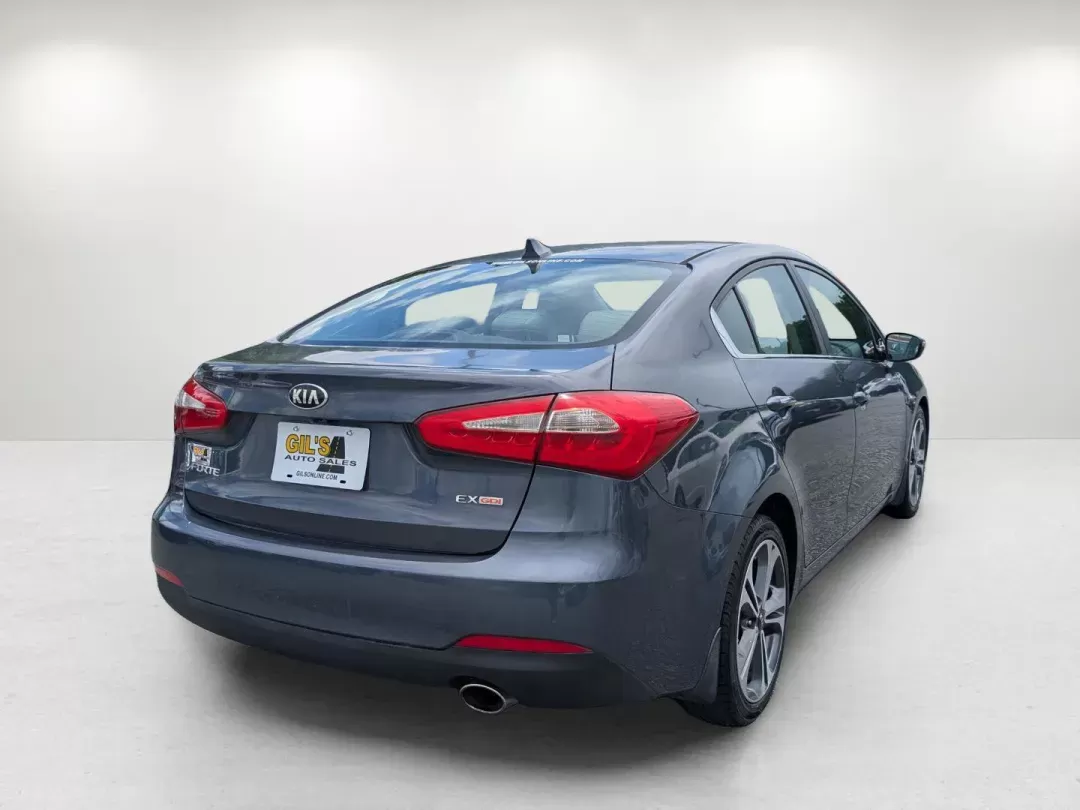2015 /Gray Kia Forte EX (KNAFZ4A80F5) with an Other engine, located at 5115 14th Ave., Columbus, GA, 31904, (706) 323-0345, 32.511494, -84.971046 - **Discover Your Perfect Ride: 2015 Kia Forte EX at Gils Auto - Columbus**<br /> <br /> Are you in search of a versatile sedan that fits your dynamic lifestyle? Look no further than the 2015 Kia Forte EX, available now at Gils Auto in Columbus, GA! Whether you're commuting to work, running errands ar - Photo#4