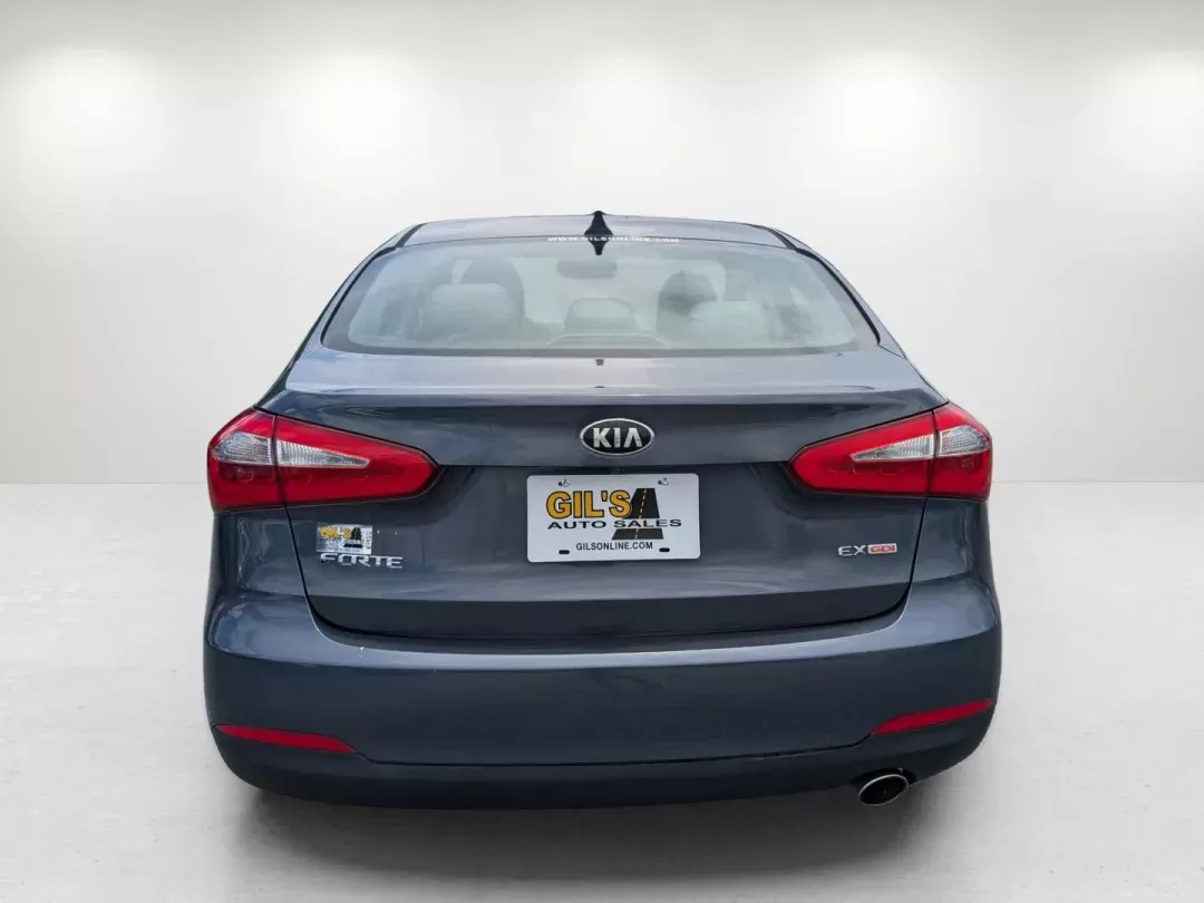 2015 /Gray Kia Forte EX (KNAFZ4A80F5) with an Other engine, located at 5115 14th Ave., Columbus, GA, 31904, (706) 323-0345, 32.511494, -84.971046 - **Discover Your Perfect Ride: 2015 Kia Forte EX at Gils Auto - Columbus**<br /> <br /> Are you in search of a versatile sedan that fits your dynamic lifestyle? Look no further than the 2015 Kia Forte EX, available now at Gils Auto in Columbus, GA! Whether you're commuting to work, running errands ar - Photo#5