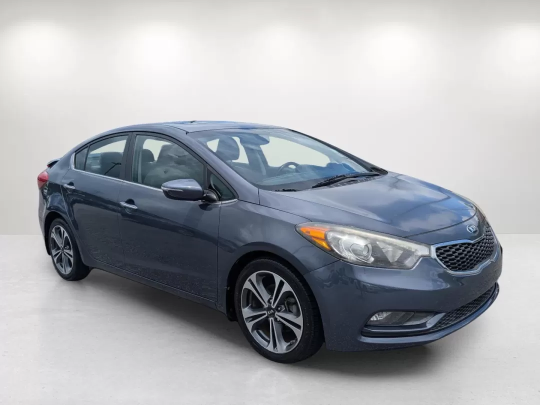 2015 /Gray Kia Forte EX (KNAFZ4A80F5) with an Other engine, located at 3959 U.S. 80 W, Phenix City, AL, 36870, (334) 297-4885, 32.469296, -85.135185 - Experience the open road like never before with this stylish and feature-rich 2015 Kia Forte EX, perfect for those seeking a reliable and efficient sedan for both daily commutes and weekend getaways. At Gils Auto - Columbus, your trusted Buy Here Pay Here dealership located at 5115 14th Ave., Columb - Photo#2