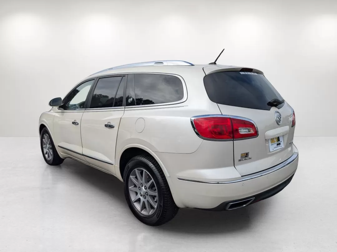 2015 /Light Titanium Buick Enclave Leather (5GAKVBKD7FJ) with an Other engine, located at 521 Old Farm Lane Rd, Prattville, AL, 36066, (334) 325-1505, 32.482460, -86.416367 - 2015 Buick Enclave Leather - Photo#6
