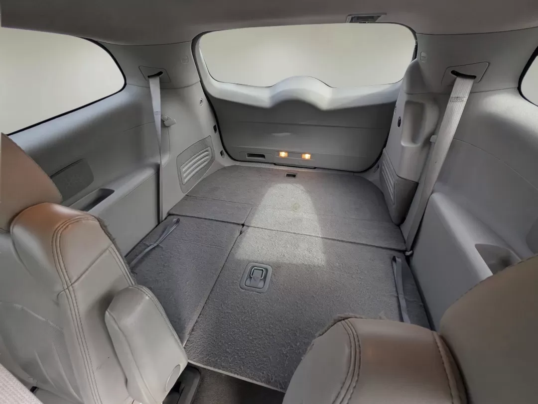 2015 /Light Titanium Buick Enclave Leather (5GAKVBKD7FJ) with an Other engine, located at 521 Old Farm Lane Rd, Prattville, AL, 36066, (334) 325-1505, 32.482460, -86.416367 - 2015 Buick Enclave Leather - Photo#11