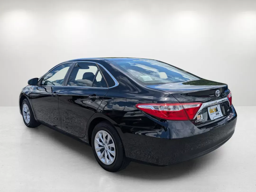 2017 Toyota Camry LE (4T1BF1FK4HU) with an Other engine, located at 5115 14th Ave., Columbus, GA, 31904, (706) 323-0345, 32.511494, -84.971046 - **Discover Your Next Adventure with This 2017 Toyota Camry LE at Gils Auto - Columbus!** <br /> <br /> Are you ready to elevate your daily commute or embark on weekend getaways with family? This 2017 Toyota Camry LE, available at Gils Auto - Columbus, is the perfect blend of reliability and comfort - Photo#6