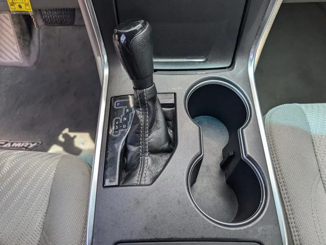 2017 Toyota Camry LE (4T1BF1FK4HU) with an Other engine, located at 5115 14th Ave., Columbus, GA, 31904, (706) 323-0345, 32.511494, -84.971046 - **Discover Your Next Adventure with This 2017 Toyota Camry LE at Gils Auto - Columbus!** <br /> <br /> Are you ready to elevate your daily commute or embark on weekend getaways with family? This 2017 Toyota Camry LE, available at Gils Auto - Columbus, is the perfect blend of reliability and comfort - Photo#13