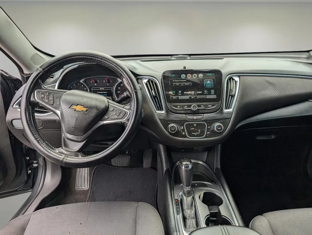 2018 /Jet Black Chevrolet Malibu LT (1G1ZD5ST3JF) with an Other engine, located at 521 Old Farm Lane Rd, Prattville, AL, 36066, (334) 325-1505, 32.482460, -86.416367 - 2018 Chevrolet Malibu LT - Photo#11