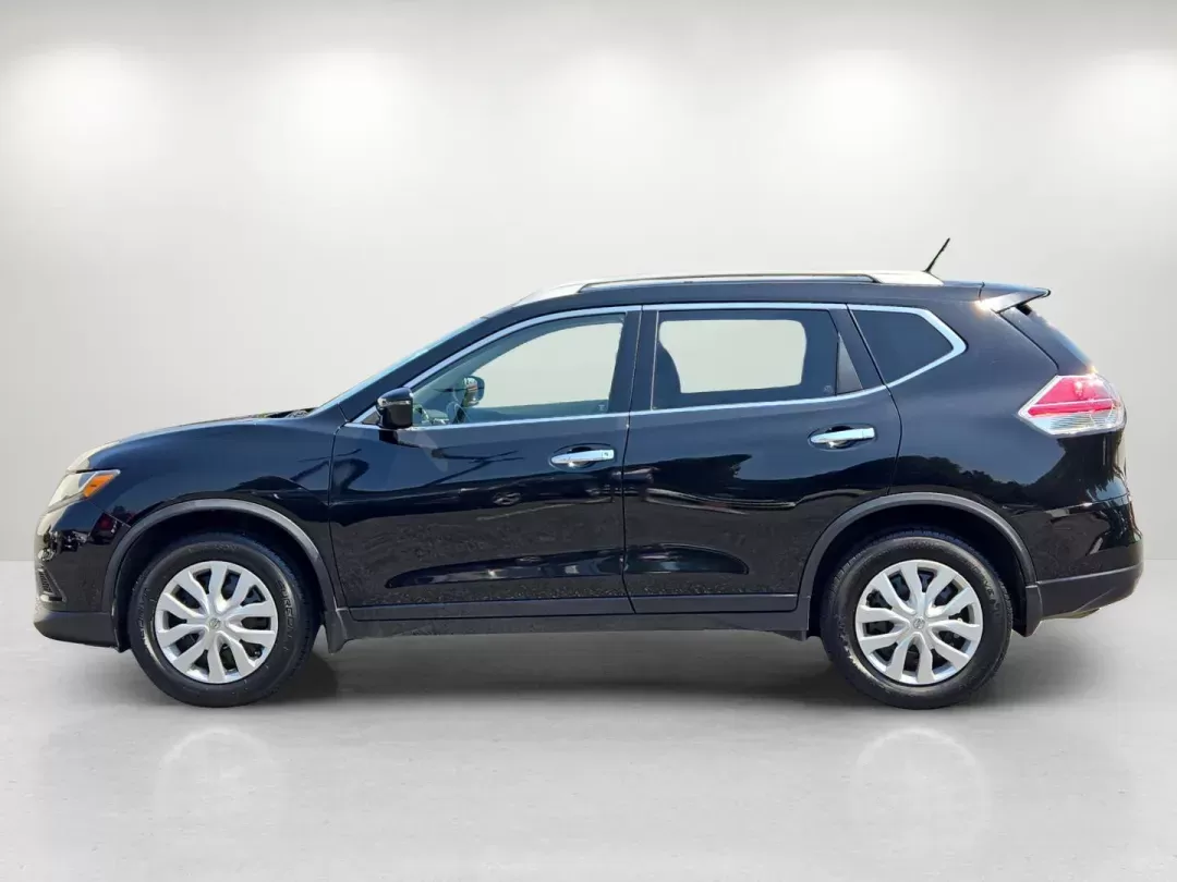 2016 /Almond Nissan Rogue S (JN8AT2MT6GW) with an Other engine, located at 5115 14th Ave., Columbus, GA, 31904, (706) 323-0345, 32.511494, -84.971046 - **Drive Into Adventure with the 2016 Nissan Rogue at Gils Auto - Columbus!**<br /> <br /> Are you ready to elevate your daily commute, family outings, or weekend adventures? The 2016 Nissan Rogue is the perfect SUV for those who value versatility and comfort. Whether you're navigating the bustling s - Photo#7