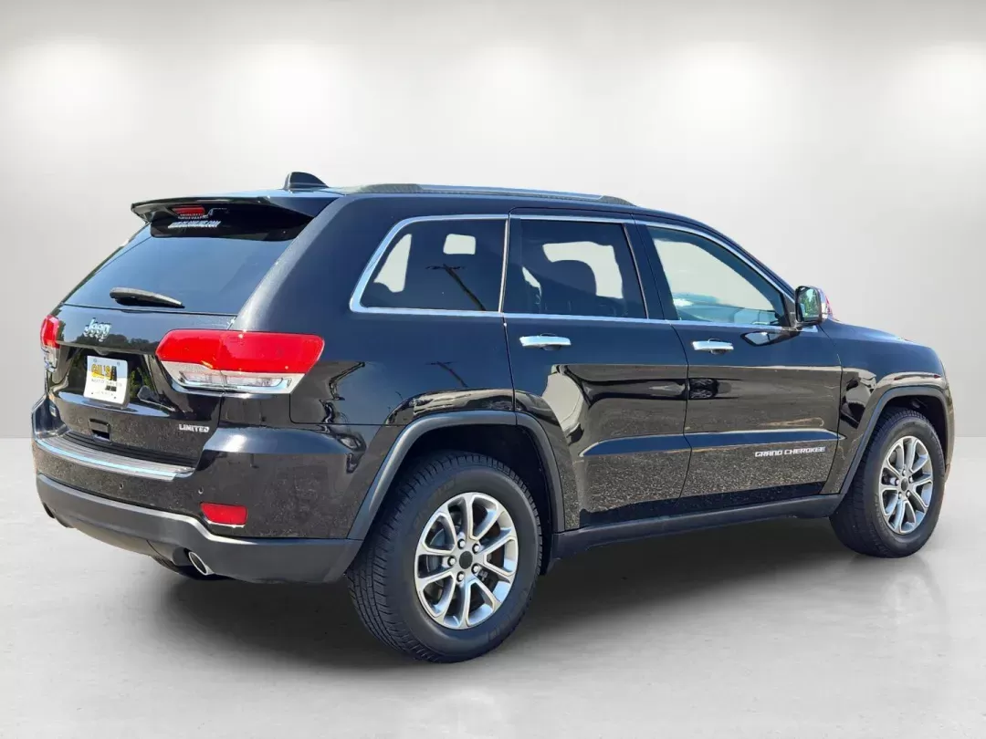 2014 Jeep Grand Cherokee Limited (1C4RJEBG5EC) with an Other engine, located at 5115 14th Ave., Columbus, GA, 31904, (706) 323-0345, 32.511494, -84.971046 - Discover the perfect SUV for your next family road trip or daily commute at Gils Auto - Columbus! Located at 5115 14th Ave., Columbus, GA 31904, our Buy Here Pay Here dealership specializes in providing reliable vehicles for all lifestyles, especially for those who may have experienced challenges wi - Photo#4