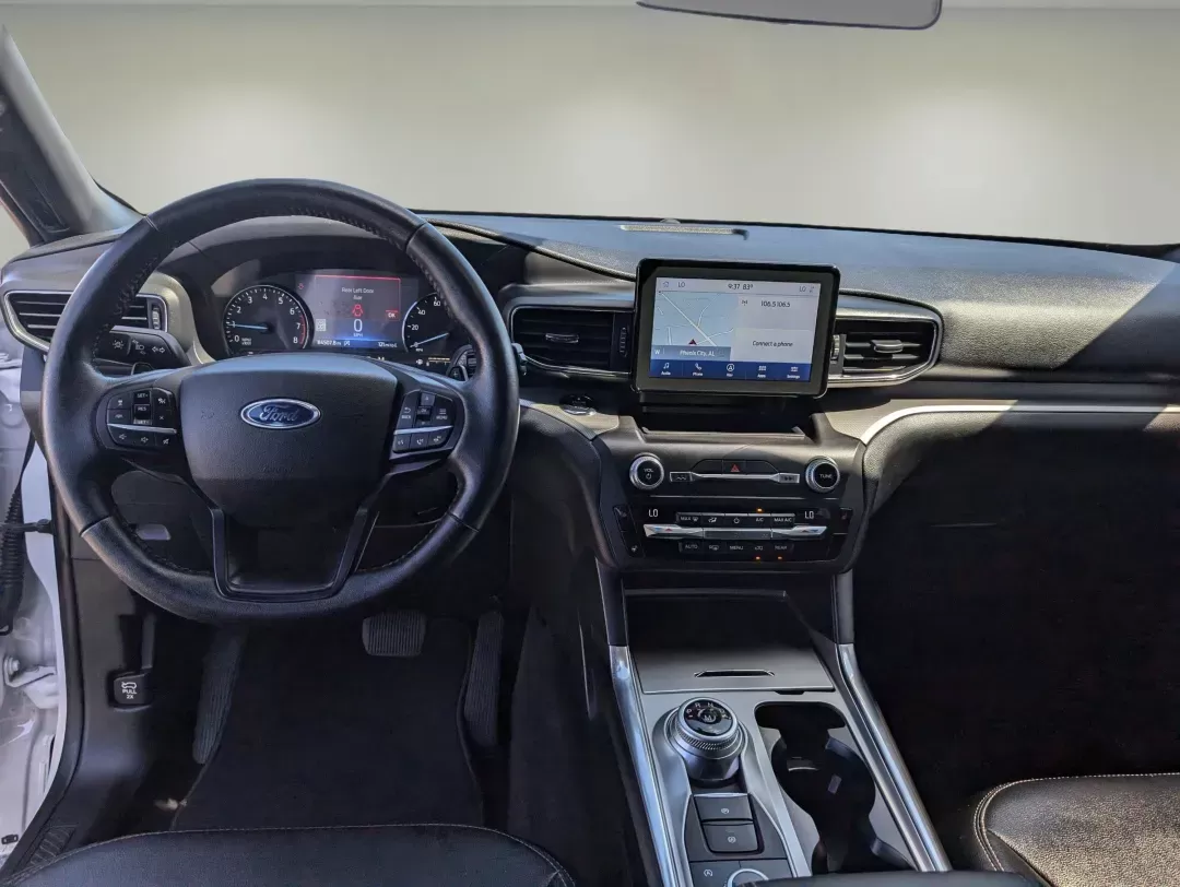 2020 Ford Explorer XLT (1FMSK8DH6LG) with an Other engine, located at 3959 U.S. 80 W, Phenix City, AL, 36870, (334) 297-4885, 32.469296, -85.135185 - **Unleash Your Adventurous Spirit with the 2020 Ford Explorer XLT at Gils Auto!**<br /> <br /> Are you ready to elevate your daily commute or weekend escapades? The 2020 Ford Explorer XLT is your perfect partner for every journey, whether you're navigating the bustling streets of Phenix City or head - Photo#12