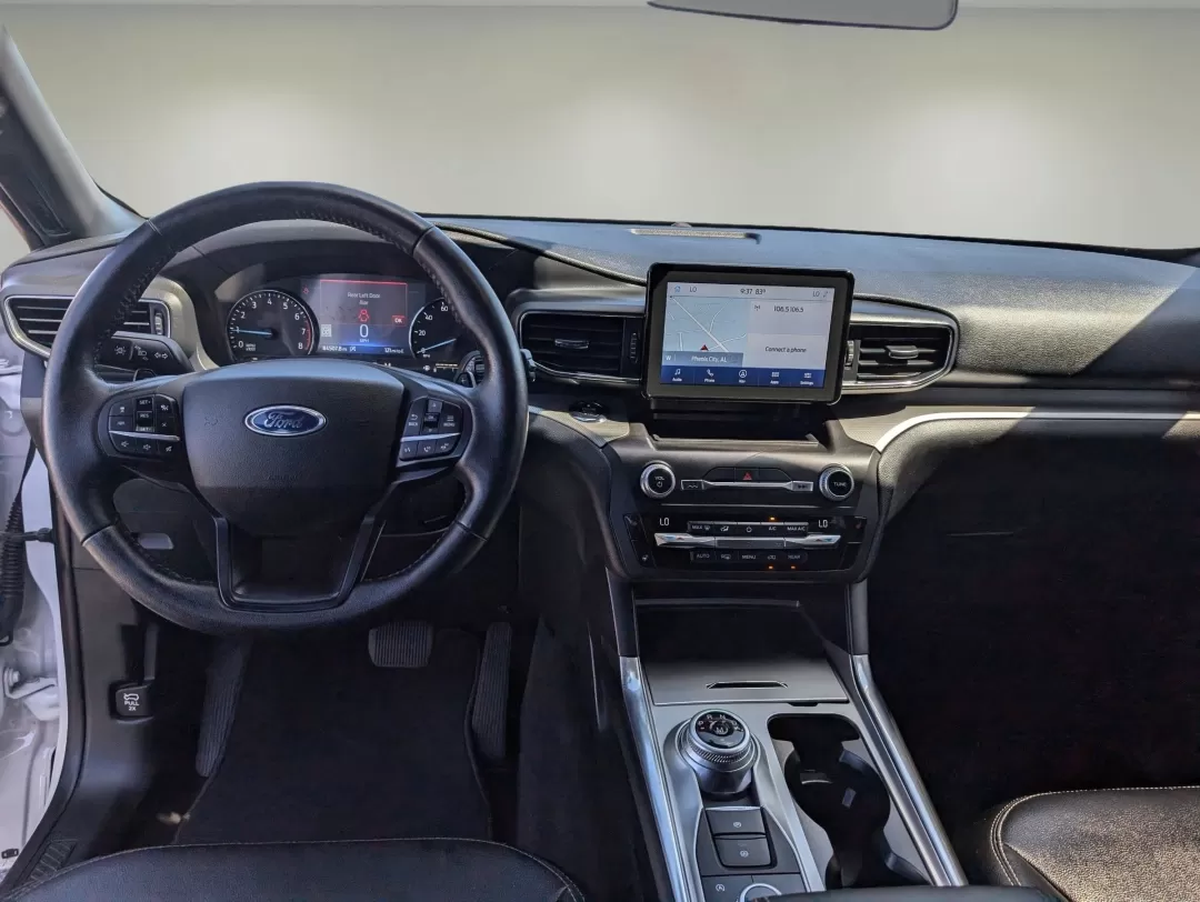 2020 Ford Explorer XLT (1FMSK8DH6LG) with an Other engine, located at 7000 Northlake Connector, Columbus, GA, 31904, (706) 987-8085, 32.524975, -84.978134 - Are you ready to elevate your family adventures or tackle your daily commute with confidence? Look no further than this stunning 2020 Ford Explorer XLT! This versatile SUV is perfect for growing families, outdoor enthusiasts, or anyone seeking a reliable and stylish vehicle to enhance their lifestyl - Photo#12