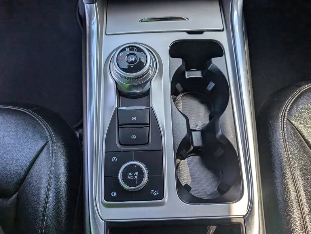 2020 Ford Explorer XLT (1FMSK8DH6LG) with an Other engine, located at 1430 Gateway Drive, Opelika, AL, 36801, (334) 239-0944, 32.637871, -85.409790 - Are you ready to elevate your family adventures or tackle your daily commute with confidence? Look no further than this stunning 2020 Ford Explorer XLT! This versatile SUV is perfect for growing families, outdoor enthusiasts, or anyone seeking a reliable and stylish vehicle to enhance their lifestyl - Photo#15