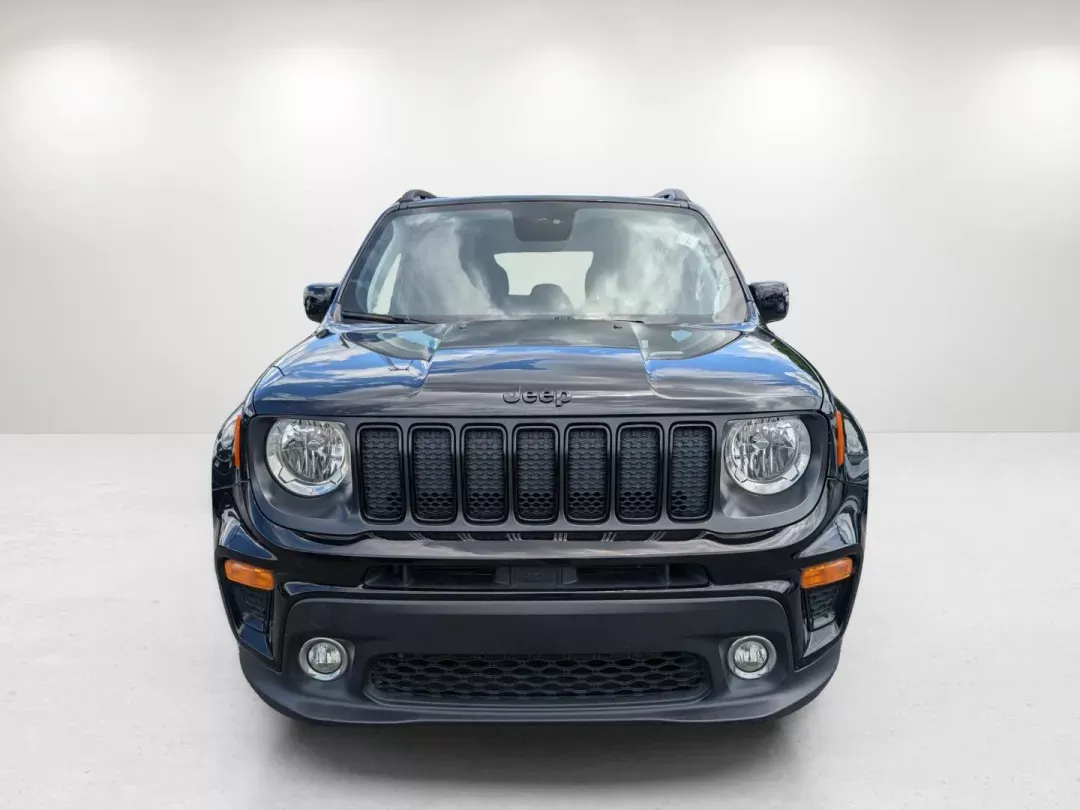2019 /Black Jeep Renegade Altitude (ZACNJABB8KP) with an Other engine, located at 3959 U.S. 80 W, Phenix City, AL, 36870, (334) 297-4885, 32.469296, -85.135185 - **Adventure Awaits with This 2019 Jeep Renegade Altitude in Phenix City, AL!**<br /> <br /> Are you ready to elevate your driving experience? Whether you're commuting through the bustling streets of downtown Phenix City, planning weekend getaways, or simply enjoying family outings, this 2019 Jeep Re - Photo#1