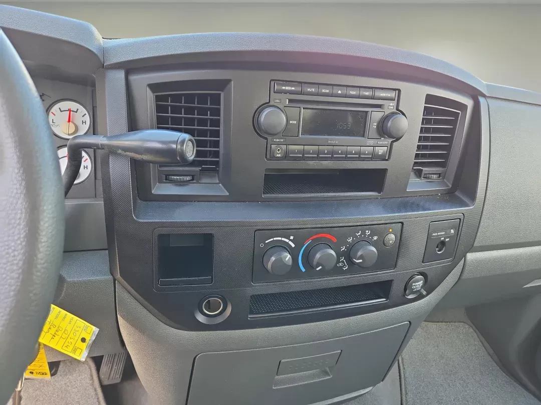 2007 Dodge Ram 1500 ST (1D7HA16K27J) with an Other engine, located at 5115 14th Ave., Columbus, GA, 31904, (706) 323-0345, 32.511494, -84.971046 - **Unleash Adventure with the 2007 Dodge Ram 1500 ST: The Perfect Truck for Your Next Journey!**<br /> <br /> Are you ready to elevate your driving experience? Whether you're a weekend warrior looking to haul away camping gear or a daily commuter in need of a reliable vehicle, the 2007 Dodge Ram 1500 - Photo#14