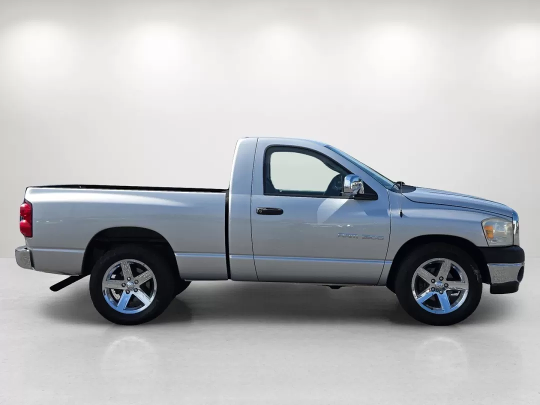 2007 Dodge Ram 1500 ST (1D7HA16K27J) with an Other engine, located at 804 22nd Ave, Phenix City, AL, 36870, (334) 297-1860, 32.484749, -85.024475 - **Unleash Your Adventurous Side with this 2007 Dodge Ram 1500 ST!**<br /> <br /> Ready to tackle your next weekend adventure or handle those demanding workdays? The 2007 Dodge Ram 1500 ST is the perfect companion for anyone seeking a reliable and rugged pickup that won't break the bank. With its imp - Photo#3