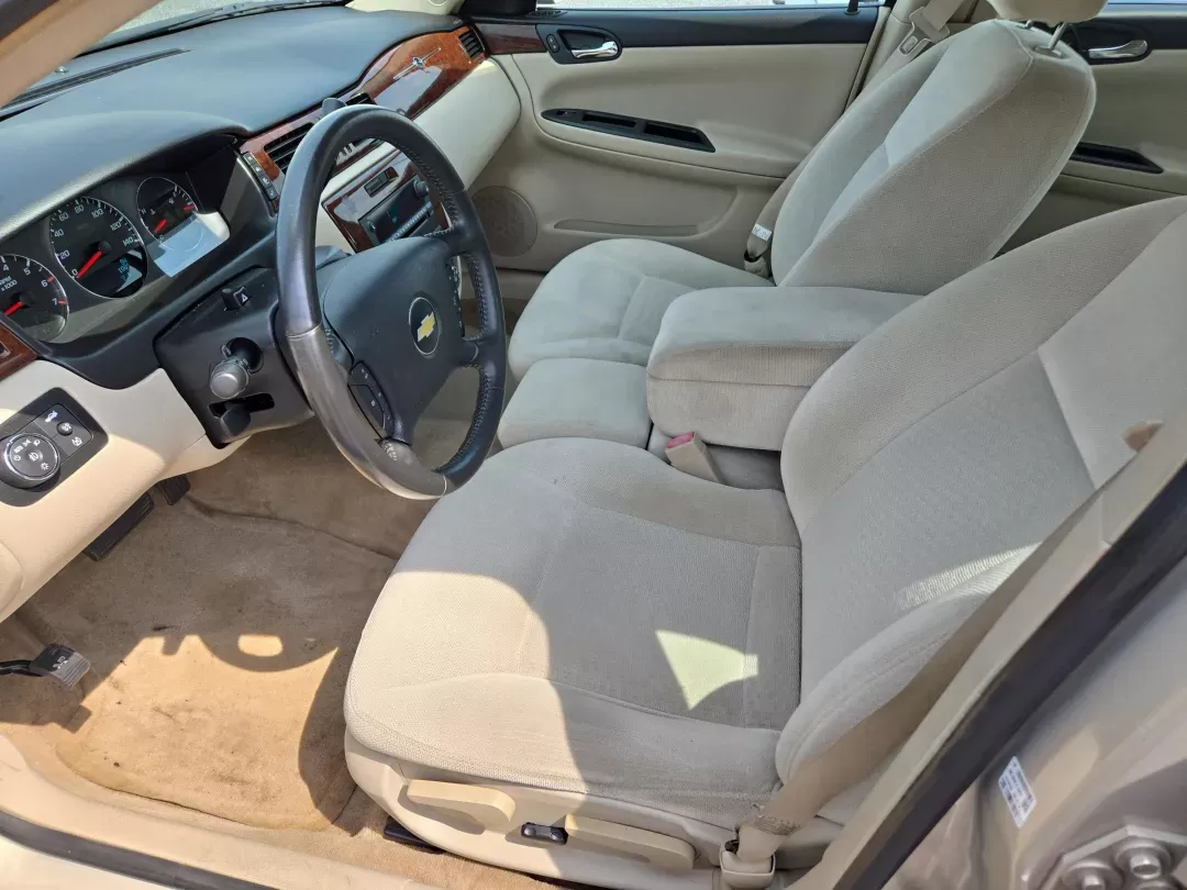 2010 /Neutral Chevrolet Impala LT (2G1WB5EN7A1) with an Other engine, located at 3959 U.S. 80 W, Phenix City, AL, 36870, (334) 297-4885, 32.469296, -85.135185 - **Discover the Perfect Blend of Comfort and Reliability with This 2010 Chevrolet Impala LT at Gils Auto - Phenix City!**<br /> <br /> Are you looking for a dependable sedan that can accommodate your family's needs without breaking the bank? Look no further! This 2010 Chevrolet Impala LT, available a - Photo#11