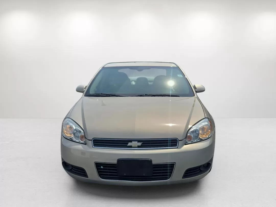 2010 /Neutral Chevrolet Impala LT (2G1WB5EN7A1) with an Other engine, located at 3959 U.S. 80 W, Phenix City, AL, 36870, (334) 297-4885, 32.469296, -85.135185 - 2010 Chevrolet Impala LT - Photo#2