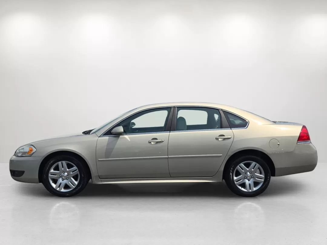 2010 /Neutral Chevrolet Impala LT (2G1WB5EN7A1) with an Other engine, located at 3959 U.S. 80 W, Phenix City, AL, 36870, (334) 297-4885, 32.469296, -85.135185 - 2010 Chevrolet Impala LT - Photo#8