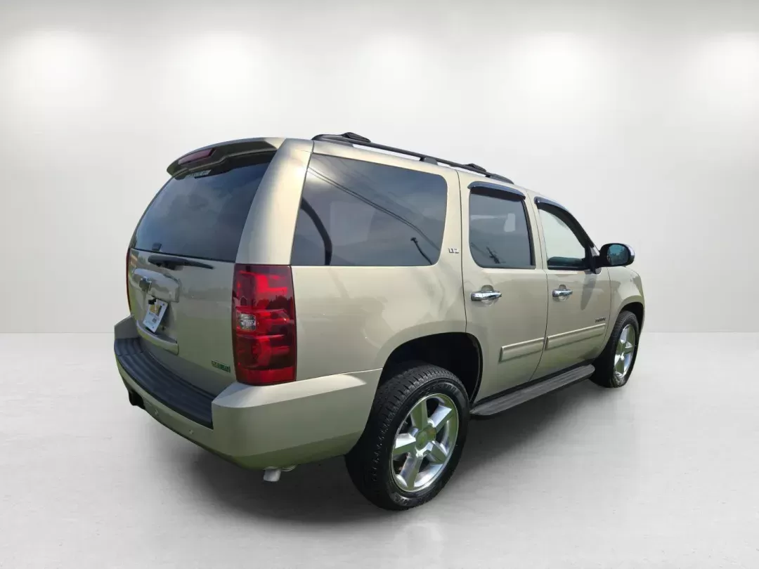 2012 /Light Cashmere/Dark Cashmere Chevrolet Tahoe LT (1GNSCBE05CR) with an Other engine, located at 3959 U.S. 80 W, Phenix City, AL, 36870, (334) 297-4885, 32.469296, -85.135185 - Are you ready to elevate your driving experience? The 2012 Chevrolet Tahoe LT is the perfect SUV for families, adventure seekers, and daily commuters alike. With its spacious interior, robust performance, and luxurious features, this Tahoe is designed to meet your lifestyle needs while ensuring comf - Photo#4
